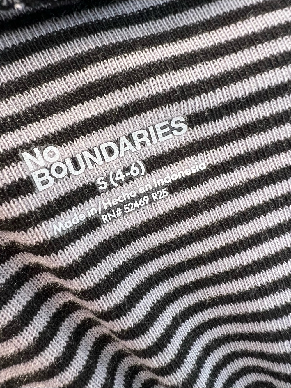 No Boundaries 2-Piece Striped Turtleneck Top & Mini Skirt Set Gray/Black Size S - Picture 9 of 14